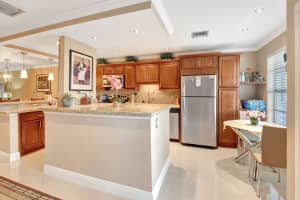 2721 Sw 15th Street 203, Delray Beach