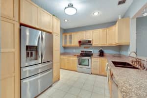 5560 NW 90th Terrace, Sunrise, FL 33351 Sold 12/27/24