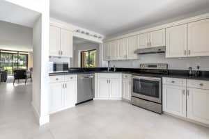 7677 Glendevon Lane 1704, Delray Beach, FL 33446 Sold 03/31/25