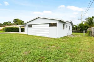 3309 Housatonic Drive, West Palm Beach, FL 33406 Sold 11/15/24