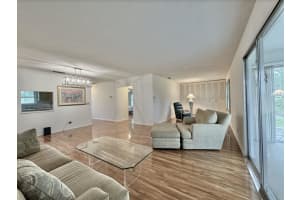 194 Cape Cod Circle, Lake Worth, FL 33467 Sold 12/02/24