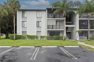 1009 Green Pine Boulevard A1, West Palm Beach, FL 33409 Sold 01/31/25