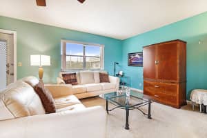 222 Flanders Drive E, Delray Beach, FL 33484 Sold 12/30/24