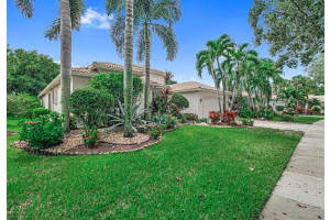 8699 Tierra Lago Cove, Lake Worth, FL 33467 Sold 04/08/25