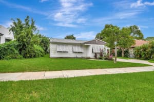 MLS# R11028153, Boca Raton, Florida 33432