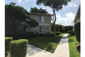13811 Oneida Drive H2, Delray Beach, FL 33446 Sold 11/22/24
