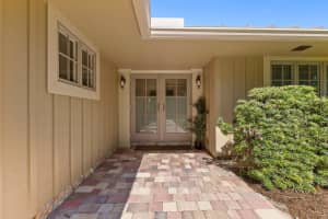 875 NE Stokes Terrace, Jensen Beach, FL 34957 Sold 11/14/24