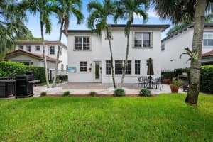 559 Tomahawk Court, Palm Beach Gardens, FL 33410 Sold 03/05/25