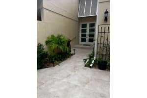 105 Old Meadow Way, Palm Beach Gardens, FL 33418 Sold 11/25/24
