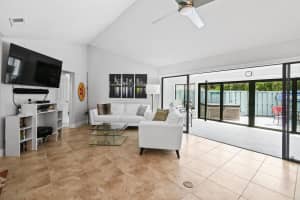 1127 E Seminole Avenue 32b, Jupiter, FL 33477 Sold 01/06/25