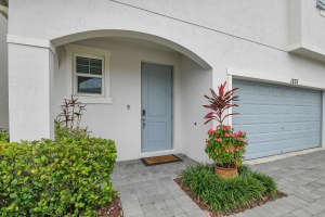 1823 Lake Cove Drive, Lake Worth Beach, FL 33460 Sold 06/25/25