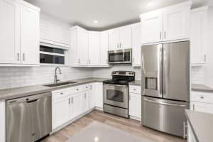208 S S Lakeside Dr Drive 402, Lake Worth Beach, FL 33460 Sold 11/18/24