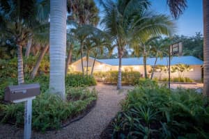 547 SW Riverview Street, Stuart, FL 34994 Sold 02/10/25