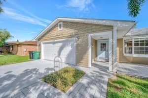 225 SE Ray Avenue, Port Saint Lucie, FL 34983 Sold 01/31/25