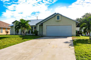 3555 SW Masilunas Street, Port Saint Lucie, FL 34953 Sold 01/31/25