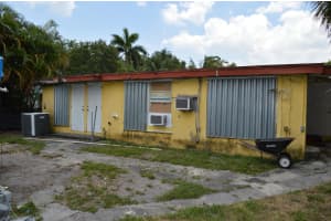 1329 SW 31st Street, Fort Lauderdale, FL 33315 Sold 11/13/24