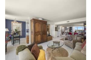 1701 S Flagler Drive 806, West Palm Beach, FL 33401 Sold 11/26/24