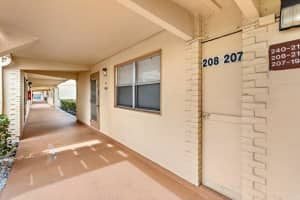 207 Saxony E 207, Delray Beach, FL 33446 Sold 04/11/25