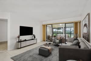 3377 Lucerne Park Drive, Greenacres, FL 33467 Sold 02/18/25