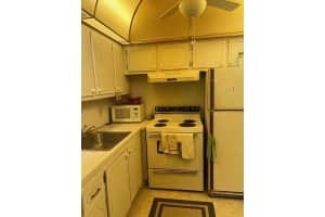 274 Tilford M, Deerfield Beach, FL 33442 Sold 03/03/25