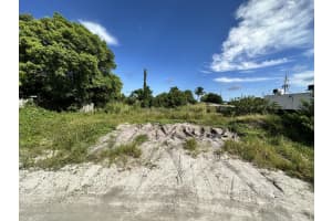 4561 Hairland Drive, West Palm Beach, FL 33415 Sold 01/21/25