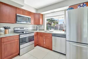 7928 Shalimar Street, Miramar, FL 33023 Sold 12/02/24