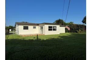 456 Gulfstream Road, Palm Springs, FL 33461 Sold 11/05/24
