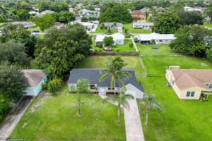 317 SW Kentwood Road, Port Saint Lucie, FL 34953 Sold 11/26/24