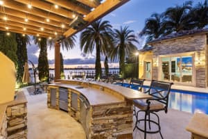 1125 N Atlantic Drive, Lantana, FL 33462 Sold 01/27/25