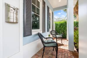 329 NE 7th Avenue, Delray Beach, FL 33483 Sold 03/26/25