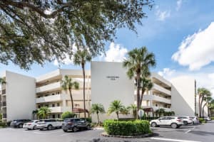 3138 Via Poinciana 204, Lake Worth, FL 33467 Sold 02/04/25