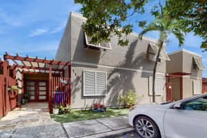 1181 SE Windward Drive, Pembroke Pines, FL 33026 Sold 11/25/24
