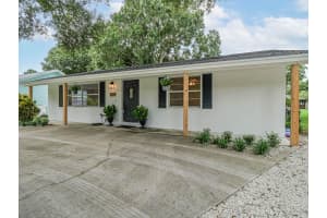 3321 2nd Place, Vero Beach, FL 32968 Sold 11/26/24