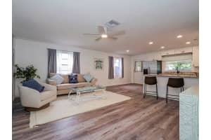 3321 2nd Place, Vero Beach, FL 32968 Sold 11/26/24