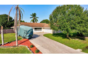 1092 SE Prineville Street, Port Saint Lucie, FL 34983 Sold 12/19/24