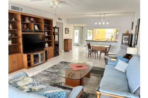 3165 NE 48th Court 211, Lighthouse Point, FL 33064 - MLS#R11029019
