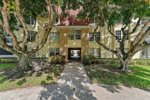 5520 Tamberlane 308 Circle 308, Palm Beach Gardens, FL 33418 Sold 11/19/24