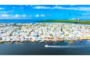 1256 Nettles Boulevard, Jensen Beach, FL 34957 Sold 03/11/25