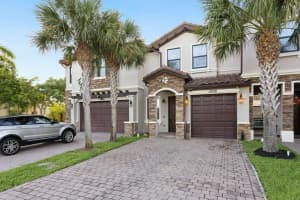 13070 Anthorne Lane, Boynton Beach, FL 33436 Sold 02/04/25