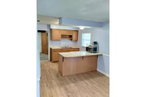 3208 S Hibiscus Avenue, Fort Pierce, FL 34947 Sold 12/04/24