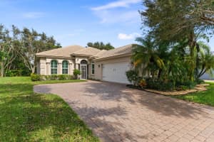 4517 NW Red Bay Circle, Jensen Beach, FL 34957 Sold 11/21/24
