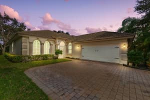 4517 NW Red Bay Circle, Jensen Beach, FL 34957 Sold 11/21/24