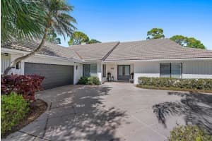 21 Rabbits Run, Palm Beach Gardens, FL 33418 - MLS#R11029285