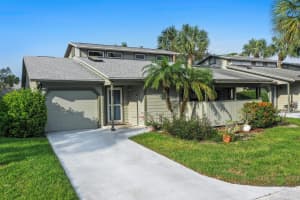 911 NE Dahoon Terrace, Jensen Beach, FL 34957 Sold 08/22/25
