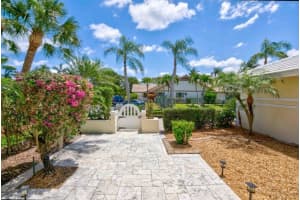 8645 SE Gulfstream Place, Hobe Sound, FL 33455 Sold 12/27/24