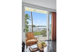 425 Worth Avenue 2f, Palm Beach, FL 33480 - MLS#R11029316