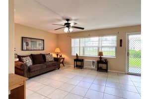 680 Horizons W 103, Boynton Beach, FL 33435 - MLS#R11029341