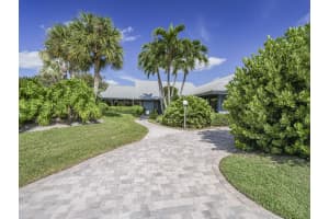 1330 Shorewinds Lane, Vero Beach, FL 32963 Sold 01/02/25