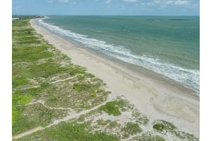 1330 Shorewinds Lane, Vero Beach, FL 32963 Sold 01/02/25