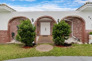 541 SE 17th Avenue, Deerfield Beach, FL 33441 Sold 04/15/25
